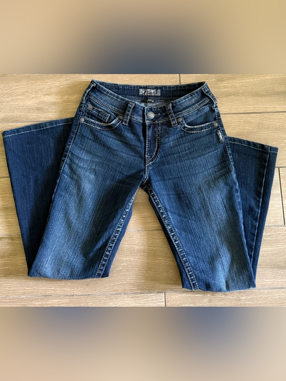 Silver Jeans Co. Flare Wide Leg Jeans Size 27x32 Dark Wash EUC